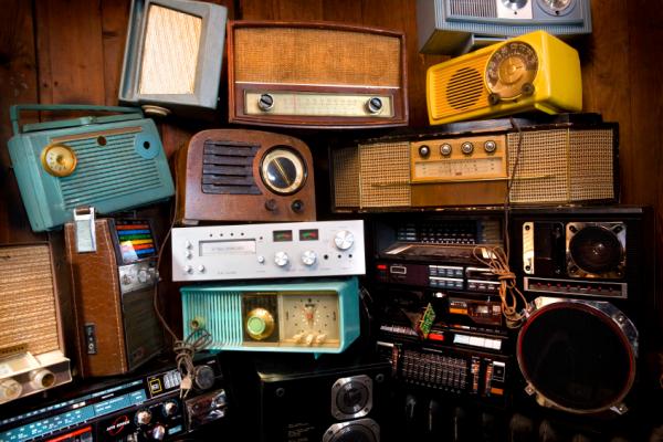 Nascita radio sorrriso 2