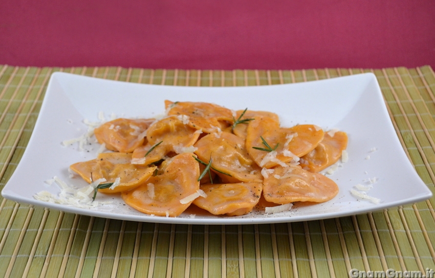 12-ravioli-a-forma-di-cuore
