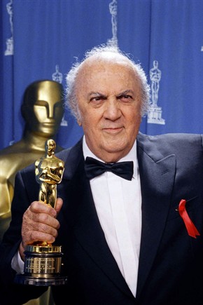 Federico-Fellini Sorrriso 5